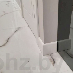 Плинтус M0901 в интерьере