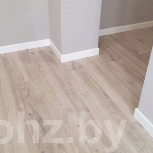 Плинтус M0901 в интерьере