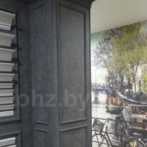 Молдинг на стене