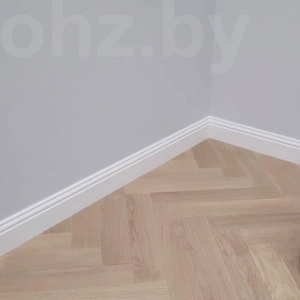 Плинтус Nz098 в интерьере